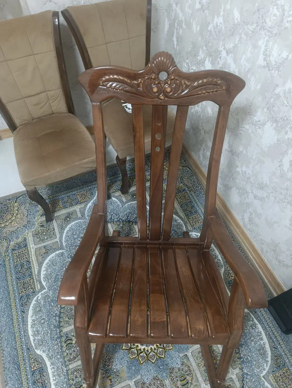 صندلی راک در حد نو|صندلی و نیمکت|کاشان, شهرک خاتم الانبیا (مسکن ملی کاشان)|دیوار