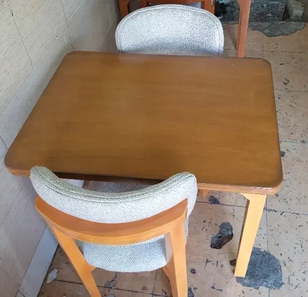 میز صبحانه خوری جدید|میز و صندلی غذاخوری|اراک, |دیوار