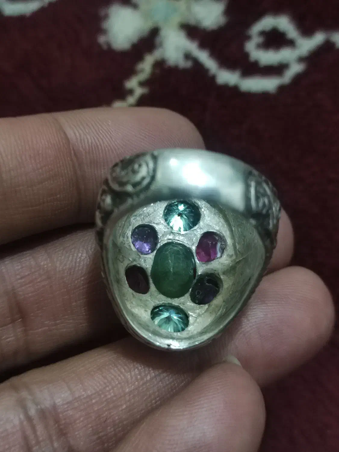 شجرتک درخت و انگشترای هفت جواهری|جواهرات|چهارباغ, |دیوار