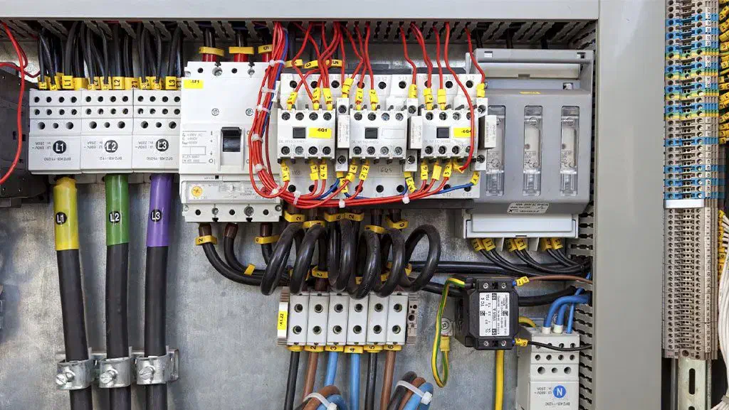 برقکار صنعتی|خدمات پیشه و مهارت|سیرجان, |دیوار