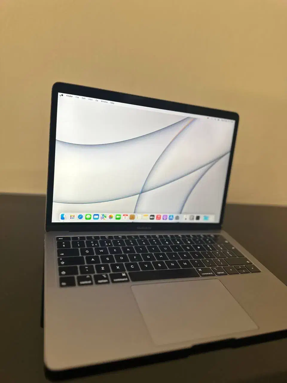 لپتاپ مک بوک AIR 2019 رم 8 حافظه 512|رایانه همراه|کرمان, |دیوار