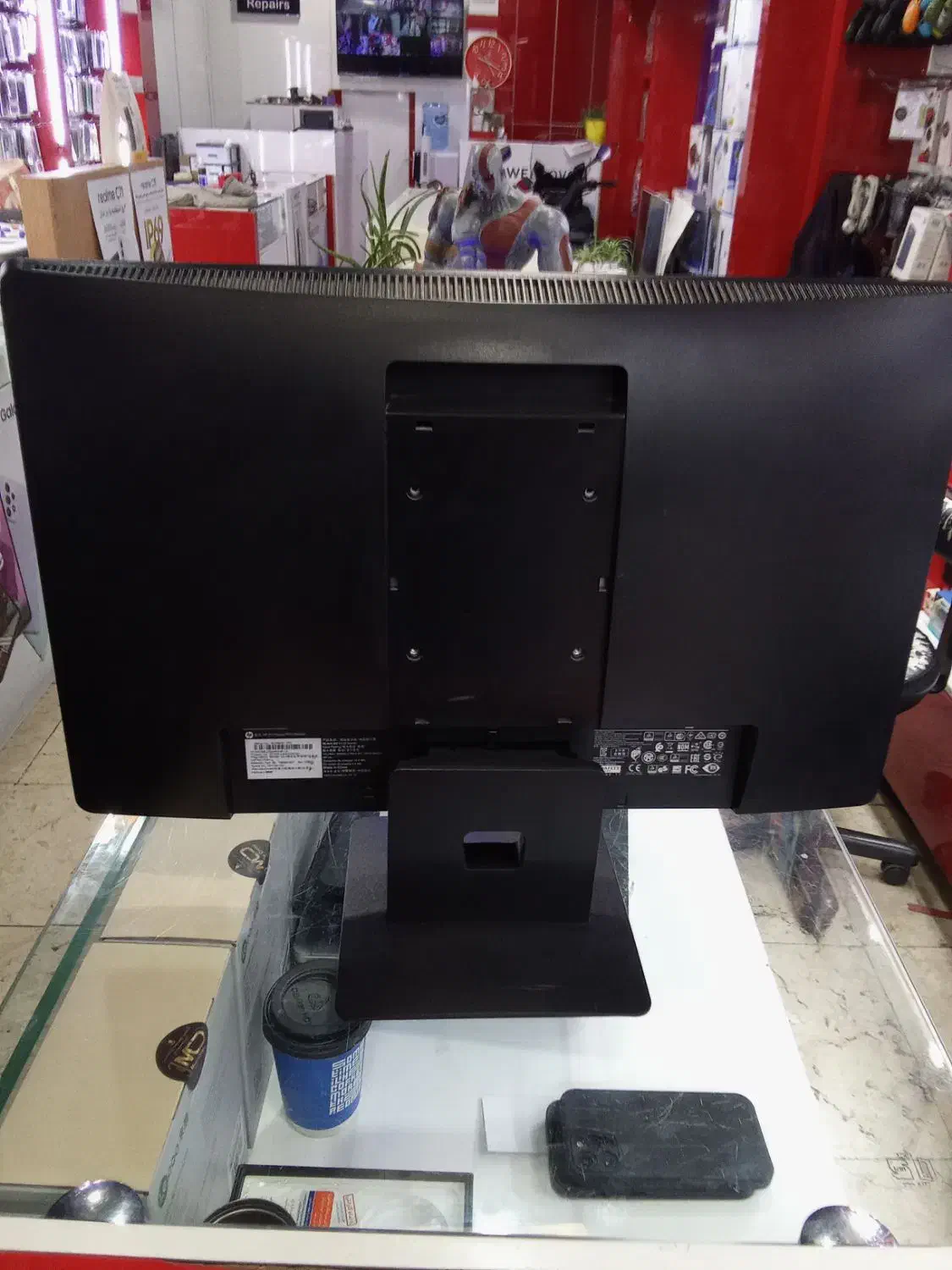 مانیتور HP  اینچ 23|قطعات و لوازم جانبی رایانه|کرج, گوهردشت|دیوار