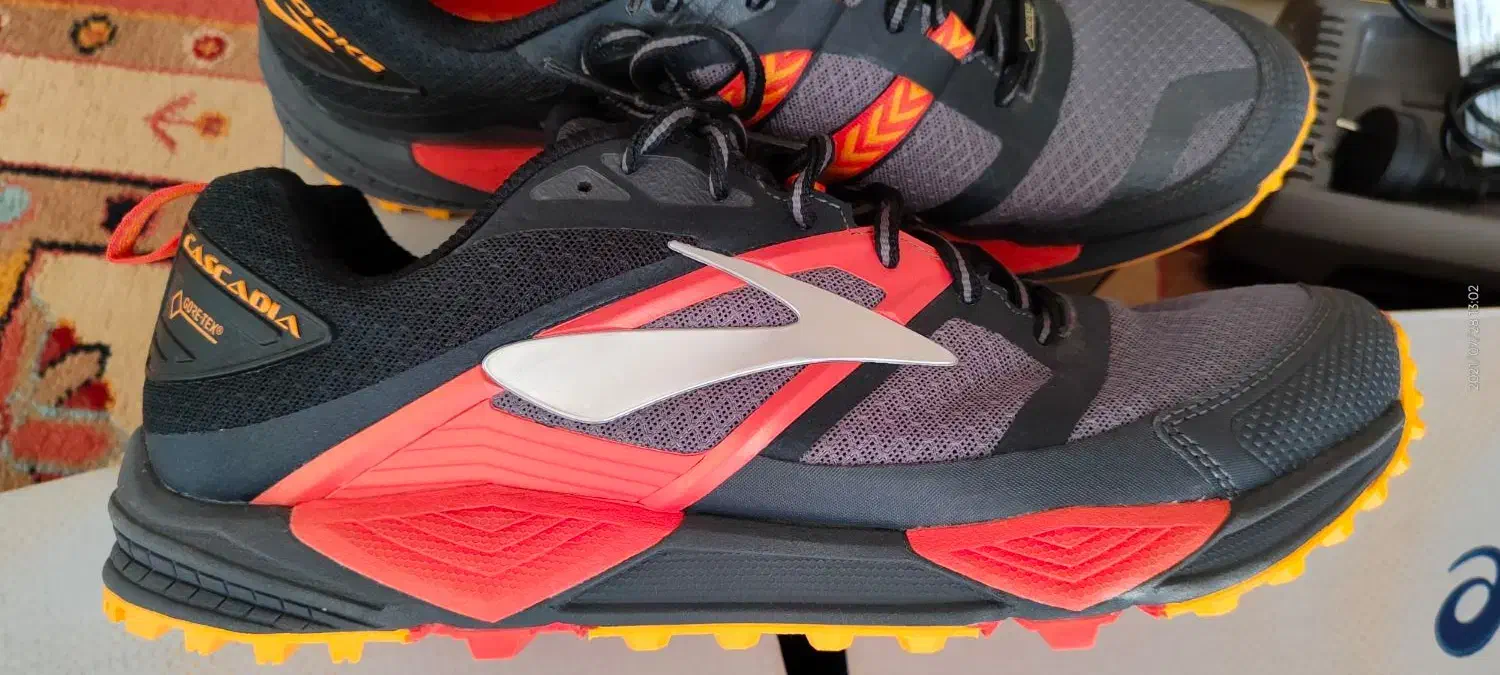 کتونی اورجینال بروکس سایز ۴۷ اسیکس|کیف، کفش، کمربند|پردیس, شهرک صنعتی خرمدشت فاز ۷|دیوار