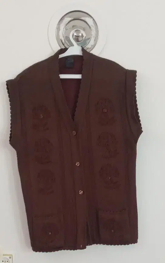 جلیقه|لباس|تبریز, |دیوار