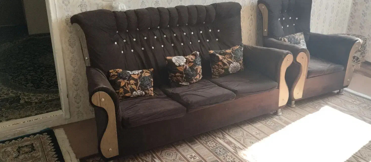 مبل 7نفره|مبلمان خانگی و میز عسلی|تربت جام, فاز ۱ فرهنگیان|دیوار