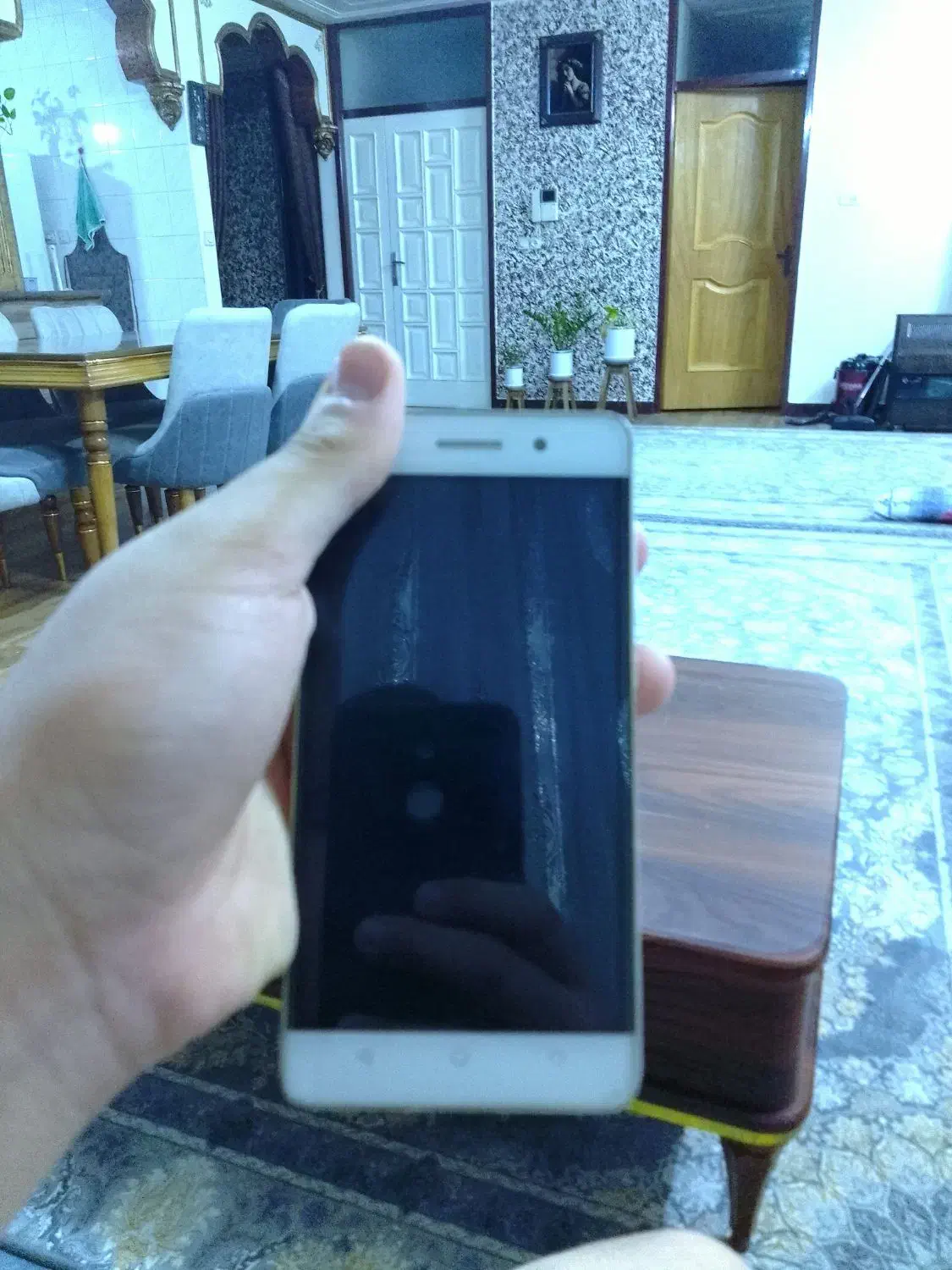 گوشی هونور|موبایل|شاهین‌شهر, مخابرات (شهید بهشتی)|دیوار