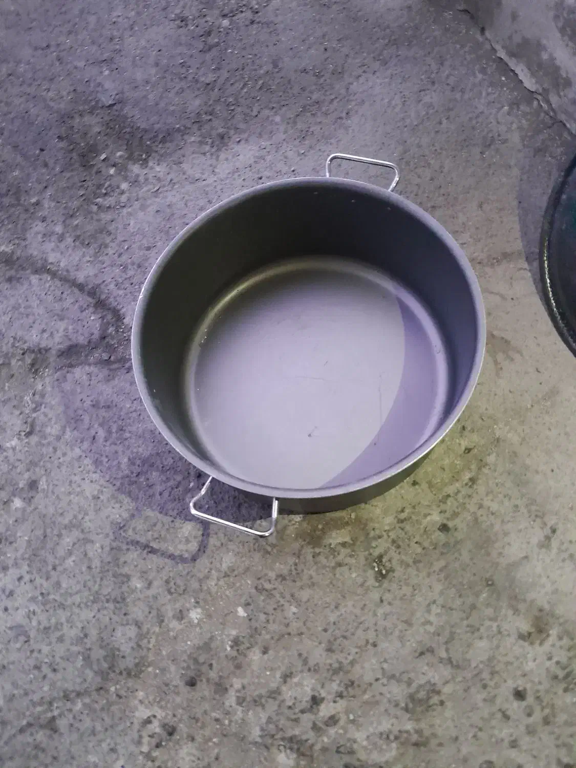 قابلمه نچسب۳۰نفرهستش قیمت۱،۵۰۰تومان|ظروف پخت‌وپز|رشت, کوی مهر|دیوار