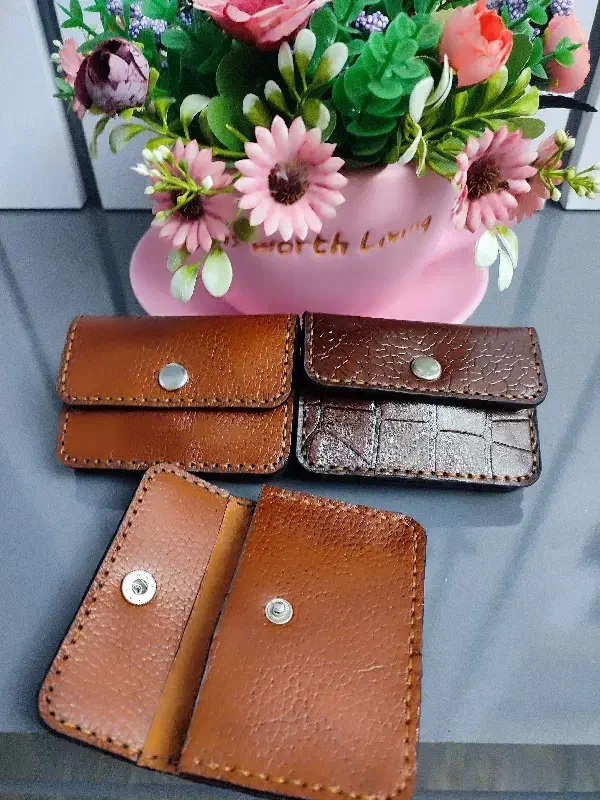 جاکارتی دستدوز با چرم طبیعی گاوی مدل تاشو|کیف، کفش، کمربند|اردبیل, |دیوار