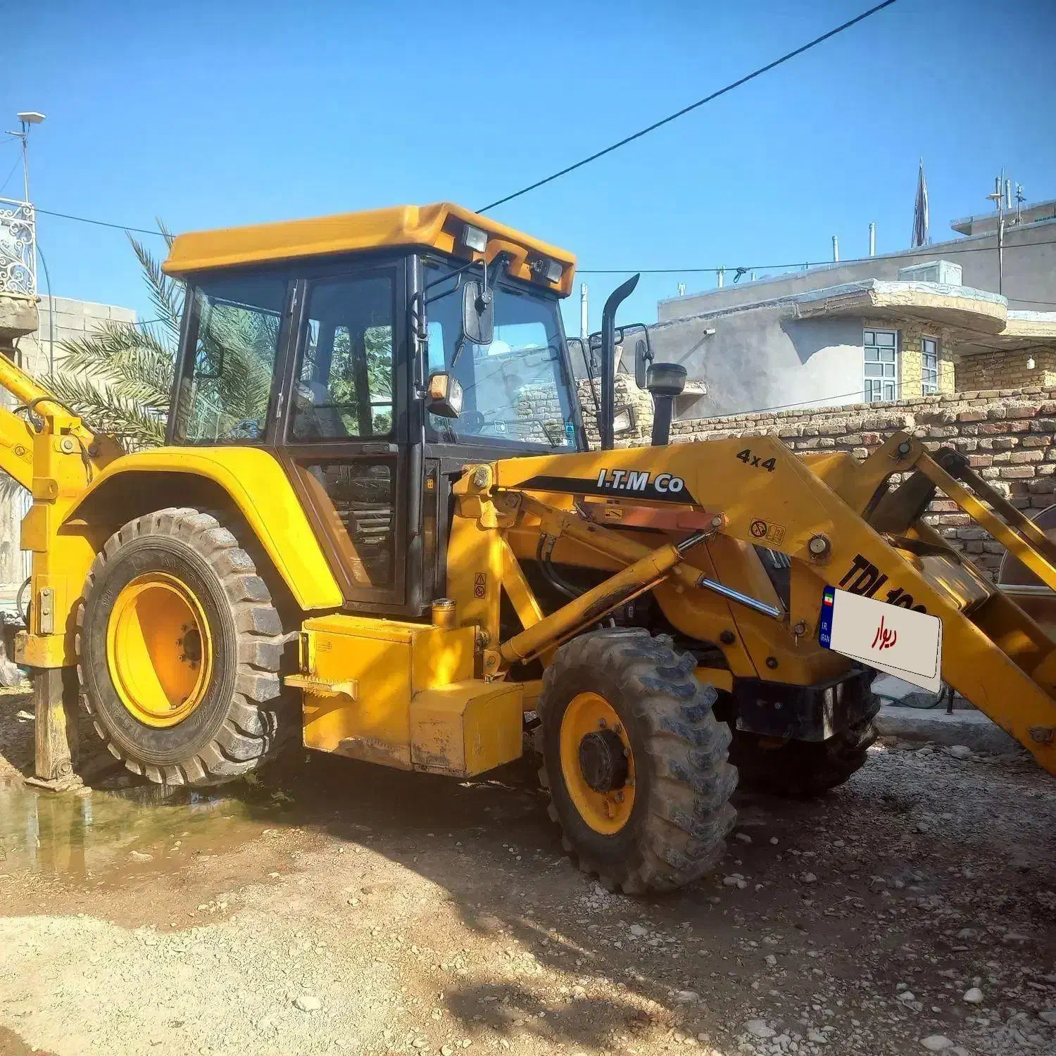 بیل بکهو|خودرو سنگین|فسا, |دیوار