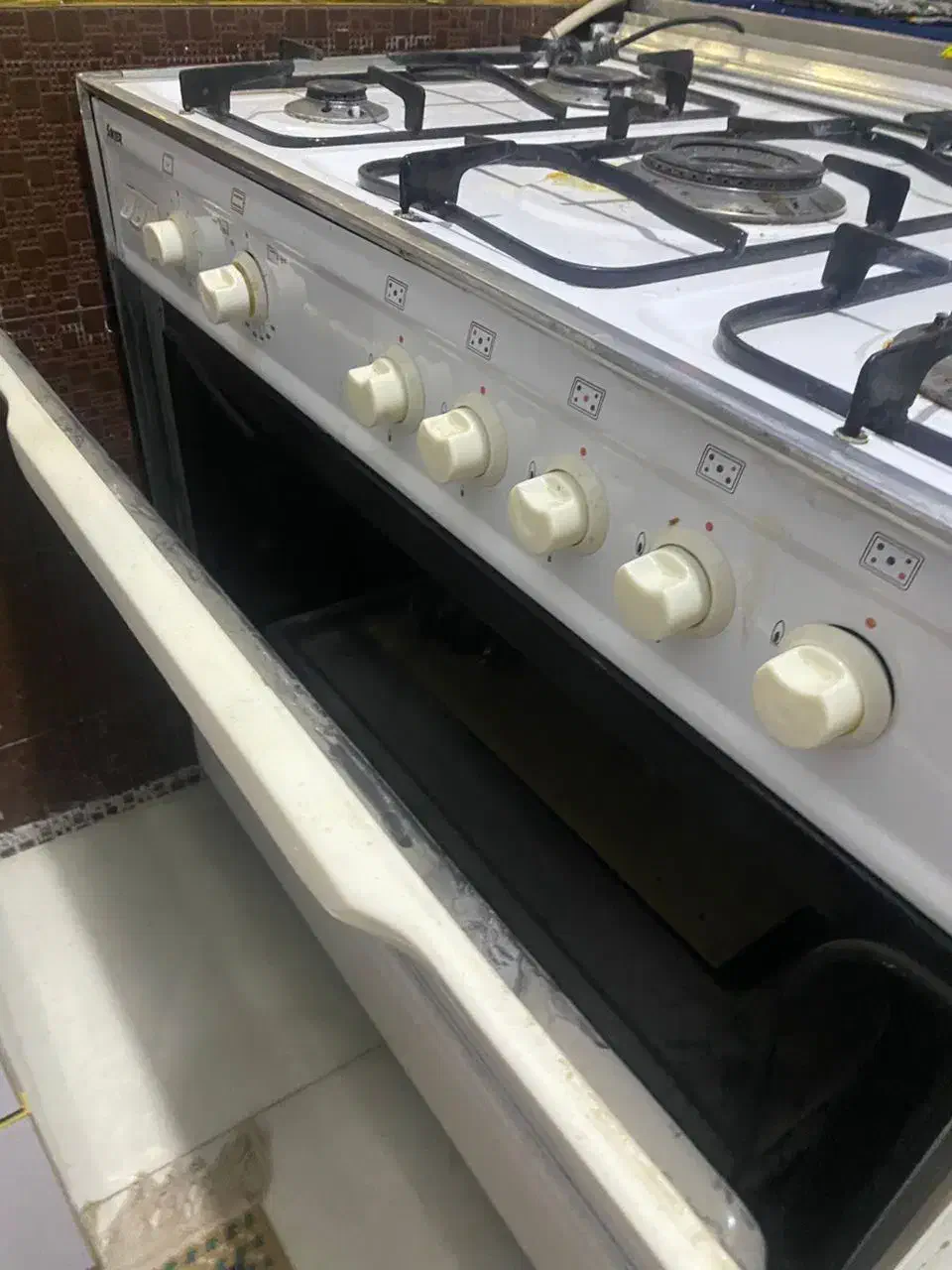 اجاق گاز فردار|اجاق گاز و لوازم برقی پخت‌وپز|کاشان, شهرک فرهنگیان|دیوار