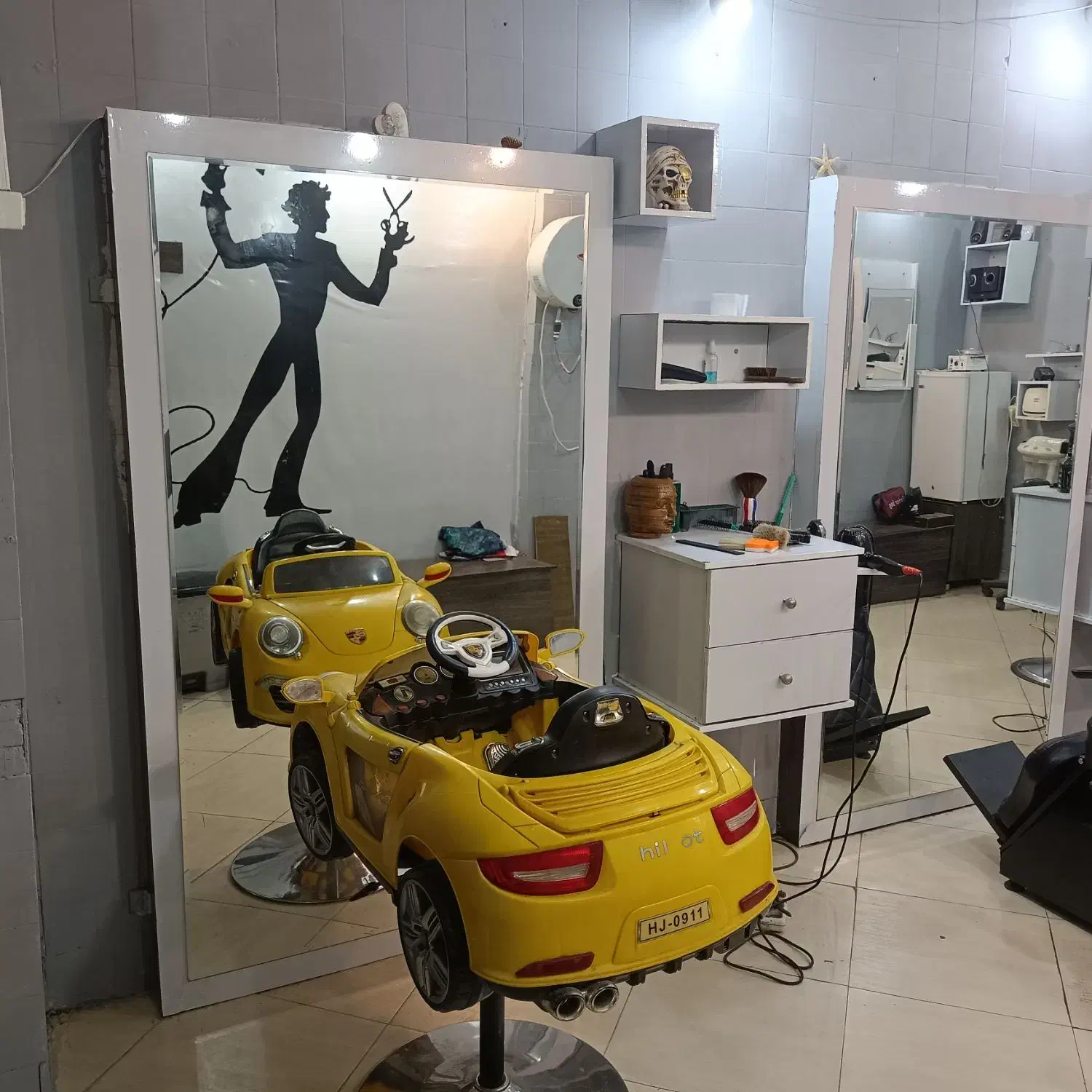 آینه قدی|آینه|شیراز, پودنک|دیوار