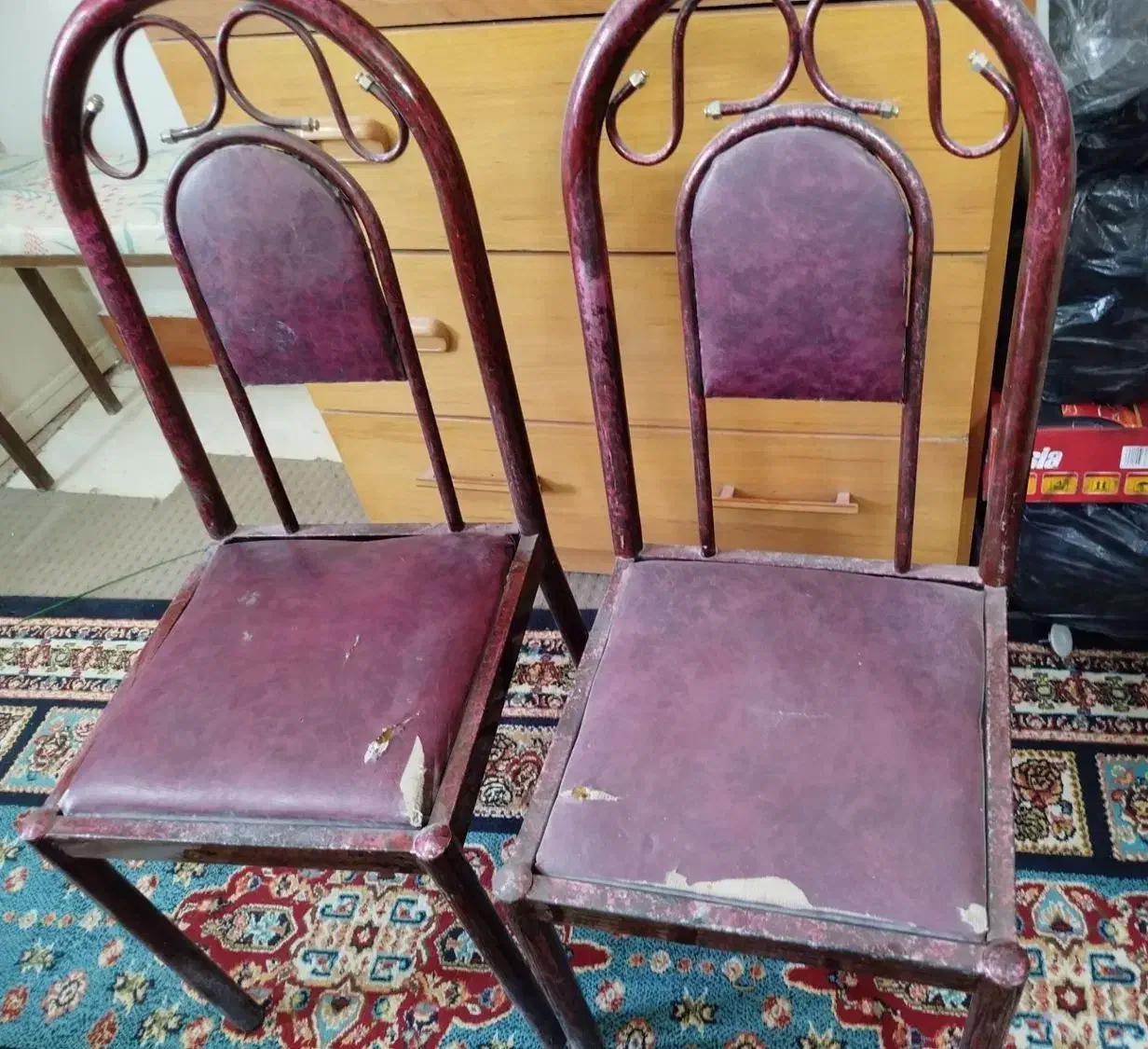 صندلی مغازه|صندلی و نیمکت|زاهدان, |دیوار