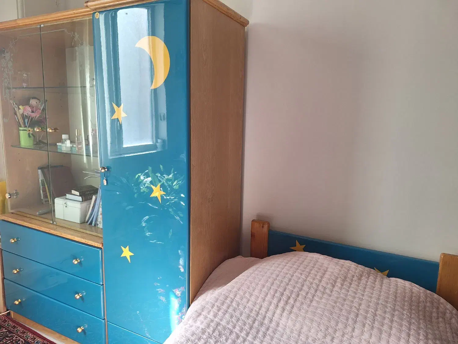 تخت و کمد|تخت و سرویس خواب|شهر ری, شهادت|دیوار