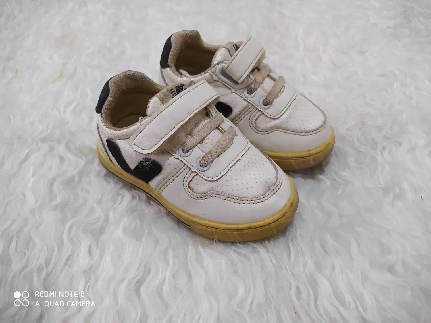 تعدادی کفش بچگانه|کفش و لباس بچه|مشهد, طبرسی شمالی|دیوار