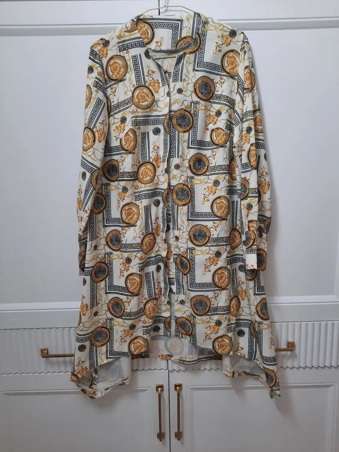 مانتو مدل ورساچه|لباس|قم, نیروگاه|دیوار