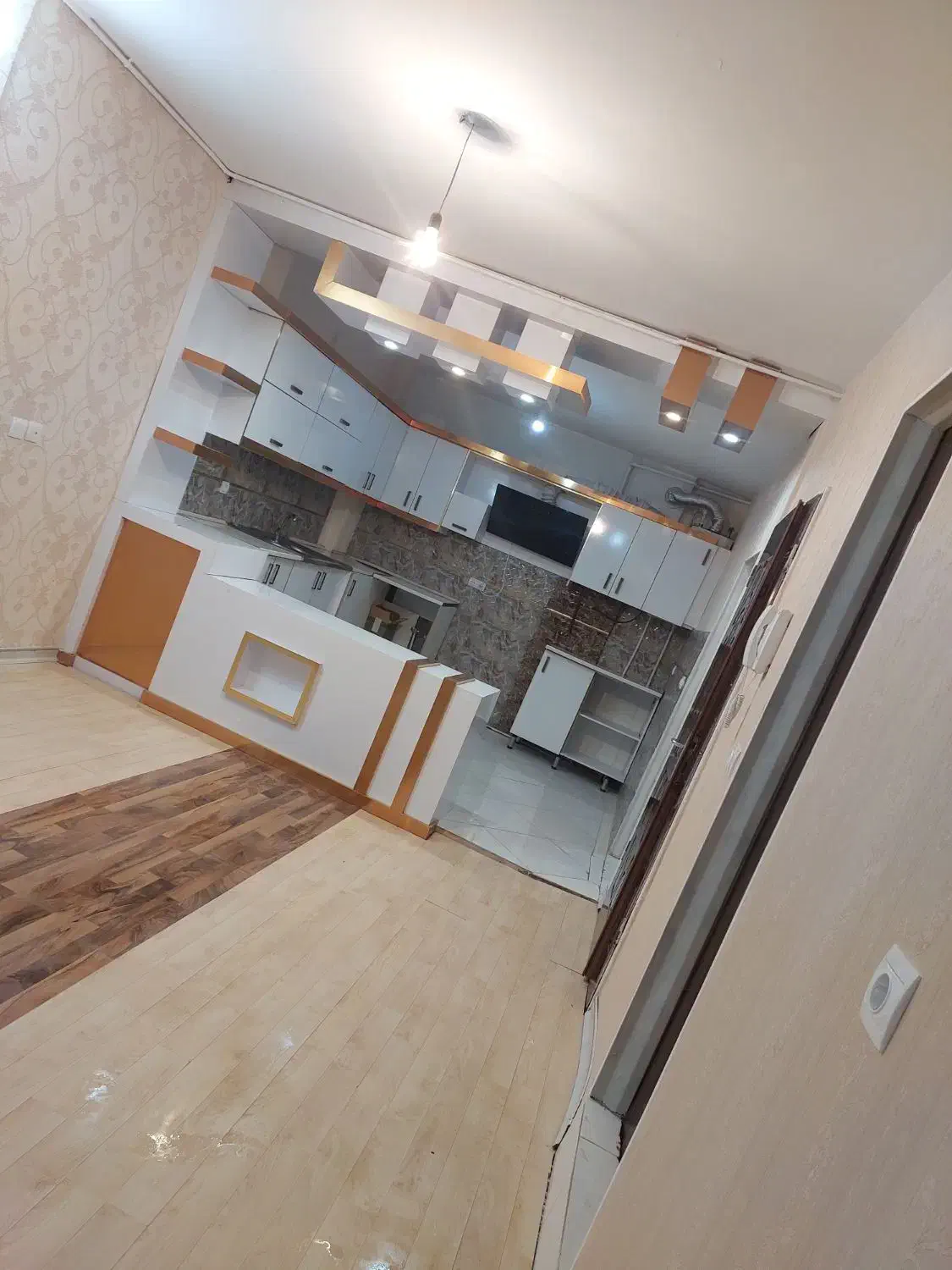 آپارتمان ۱۱۵ متری با ۱۵ متر تراس اختصاصی|فروش آپارتمان|مشهد, گلبرگ شمالی|دیوار