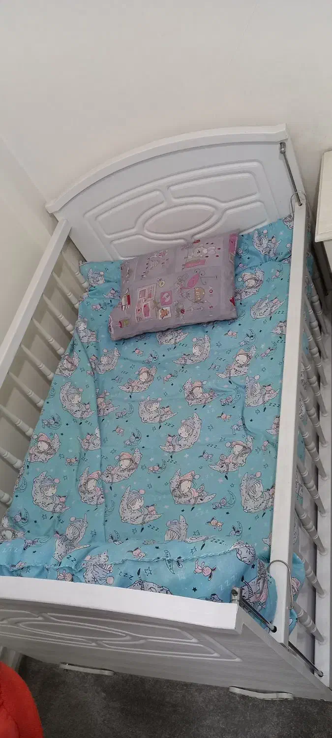 تخت و کمد کودک|تخت و سرویس خواب|مشهد, اقبال|دیوار