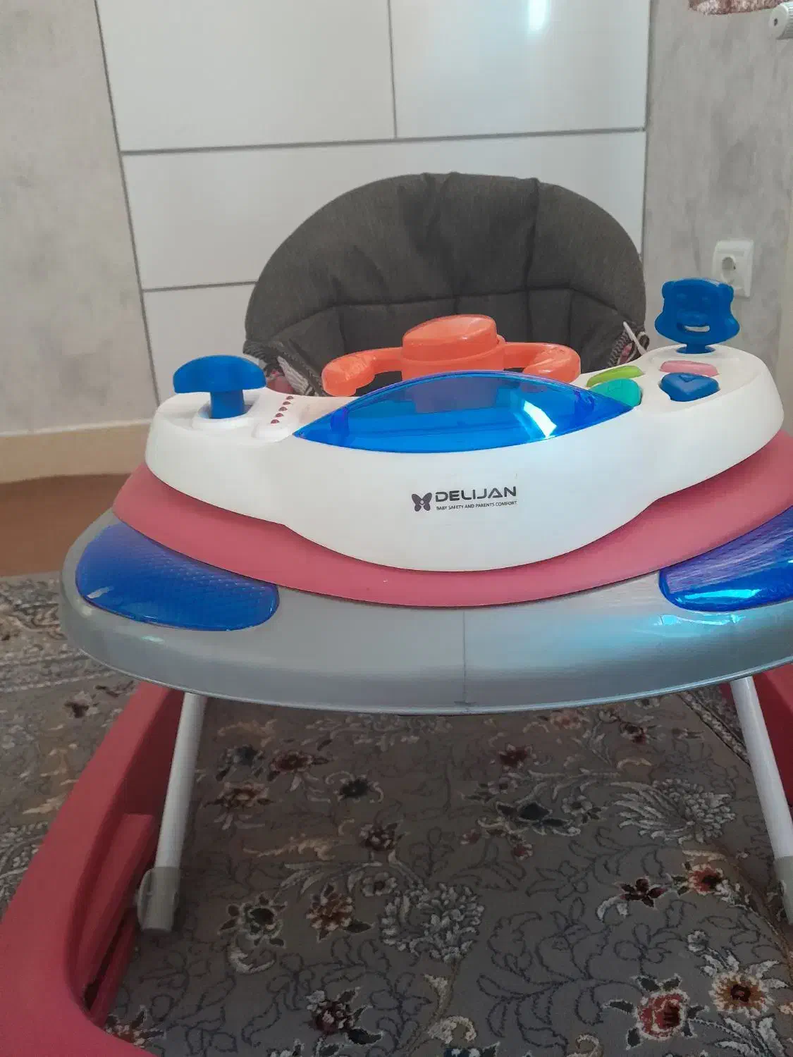 روروک|کالسکه و لوازم جانبی|سنندج, |دیوار