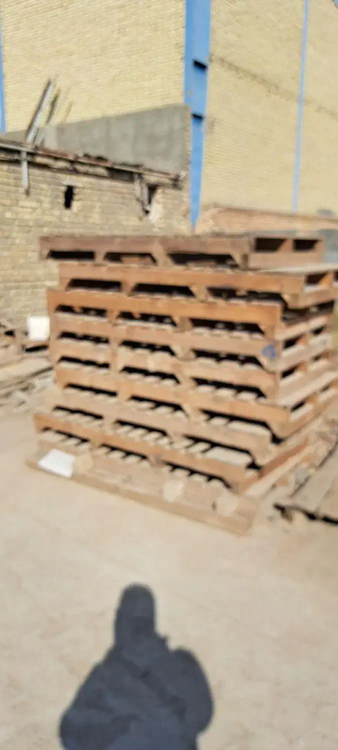 فروش فوری پالت روسی با قیمت استثنایی|عمدهفروشی|برخوار, |دیوار