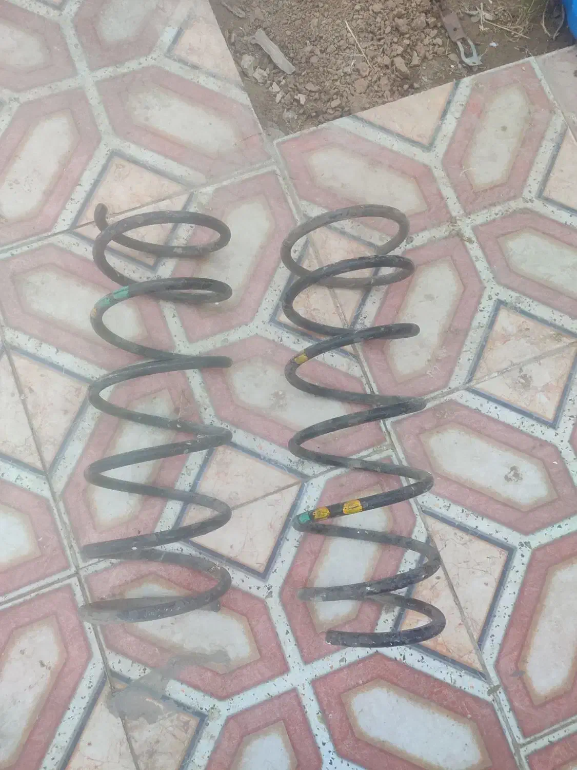 کمک پوسته کوتاه و فنر پژو|قطعات یدکی و لوازم جانبی|زاهدان, |دیوار