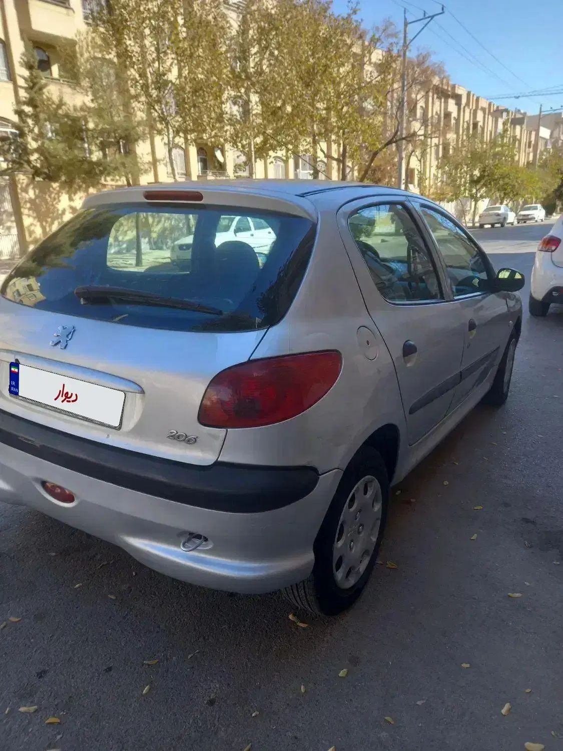 پژو ۲۰۶ مدل ۸۵ تیپ ۲ کمکار ۲ برگ سند بدون رنگ|خودرو سواری و وانت|مشهد, الهیه|دیوار