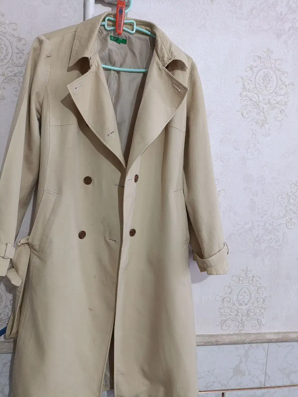 بارانی کتان آستر کشی شده خارجی|لباس|بهمن صغاد, |دیوار