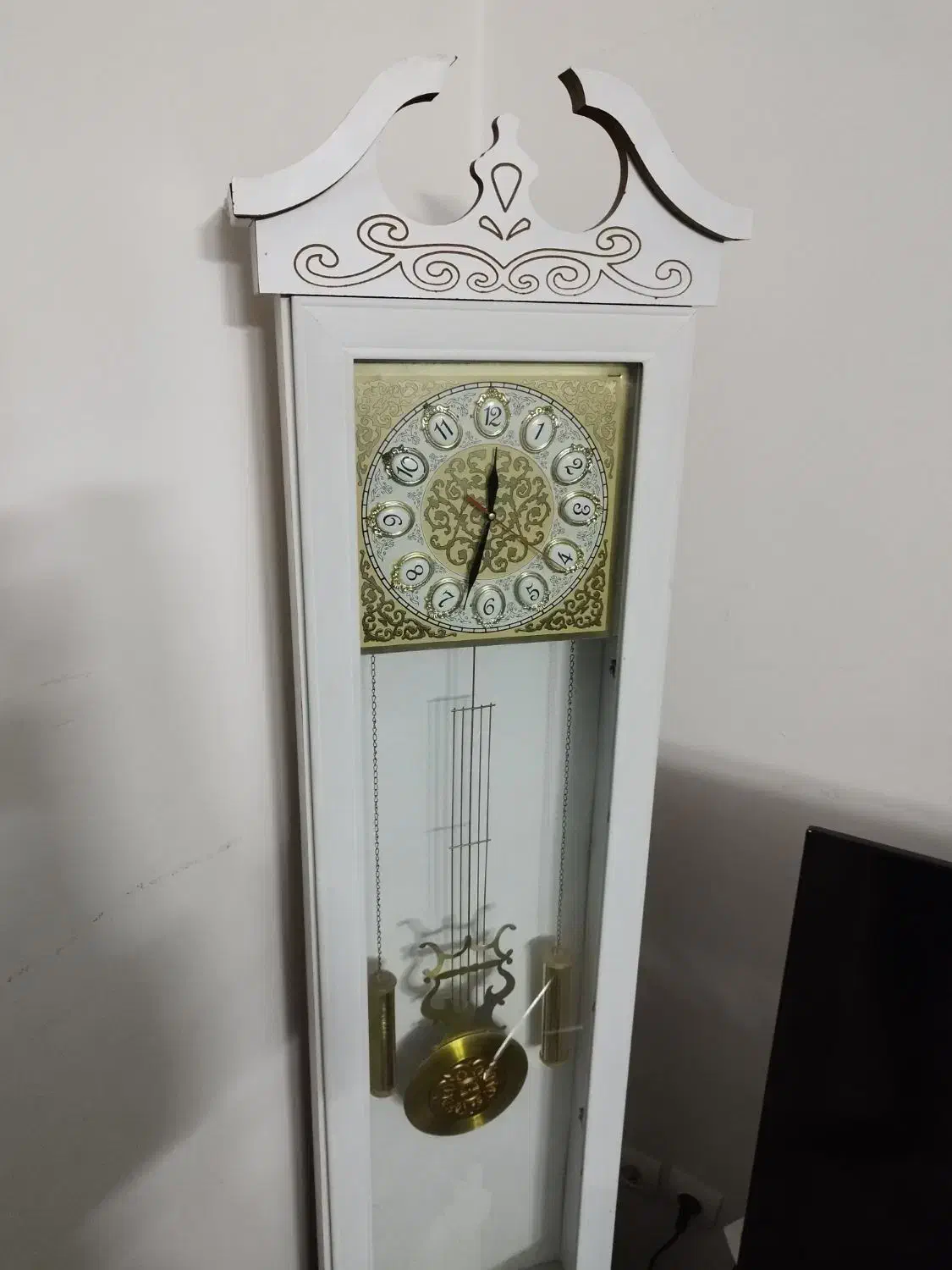 ساعت ایستاده|ساعت دیواری و تزئینی|فولادشهر, مسکن مهر فولادشهر|دیوار