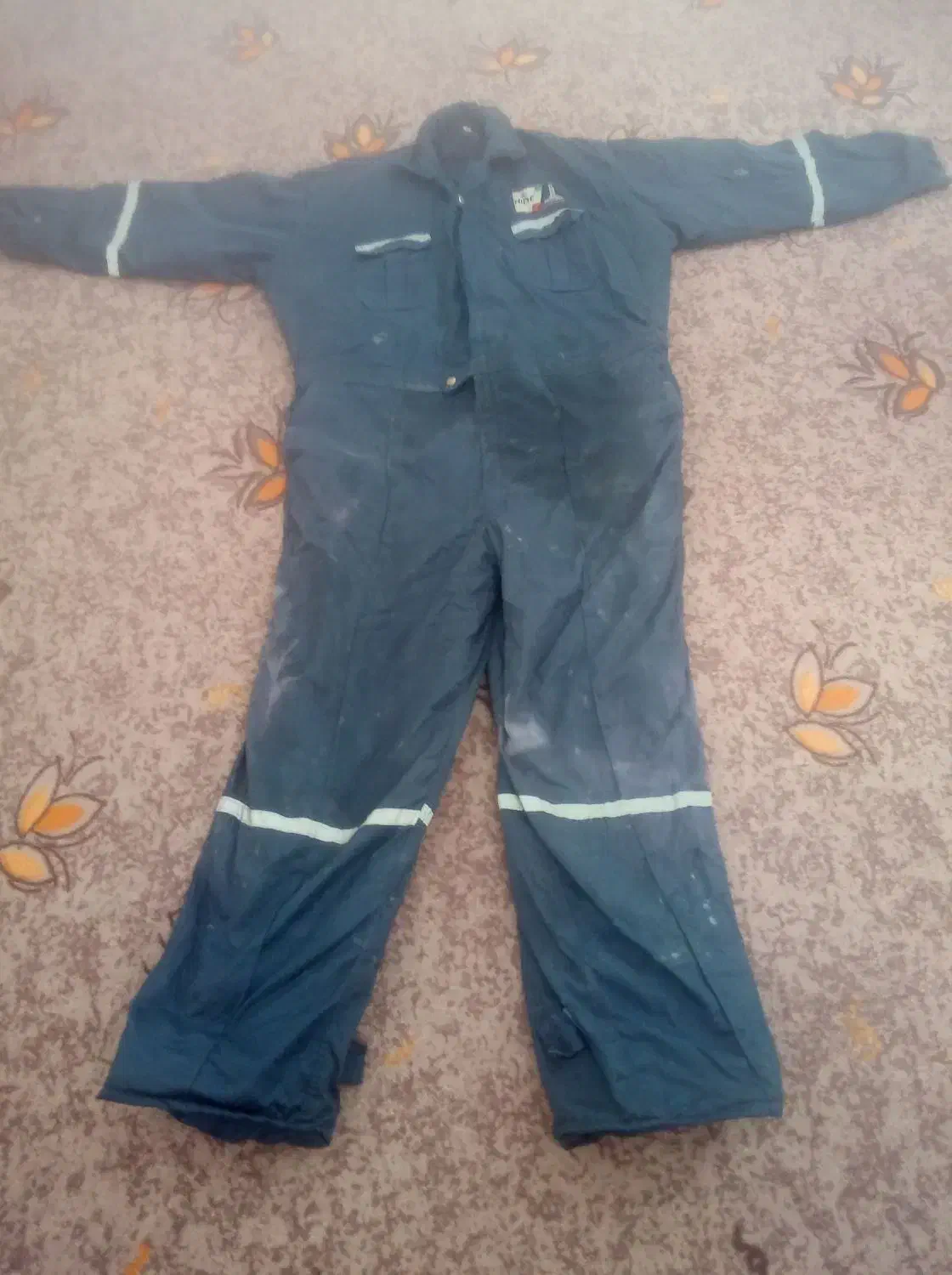 لباس|لباس|بیرجند, |دیوار