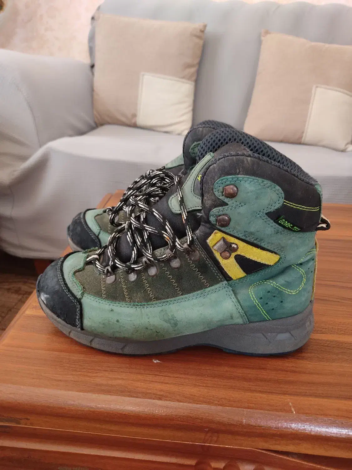 کفش کوهنوردی مردانه مناسب سایز ۴۰و ۴۱|کیف، کفش، کمربند|اردبیل, |دیوار