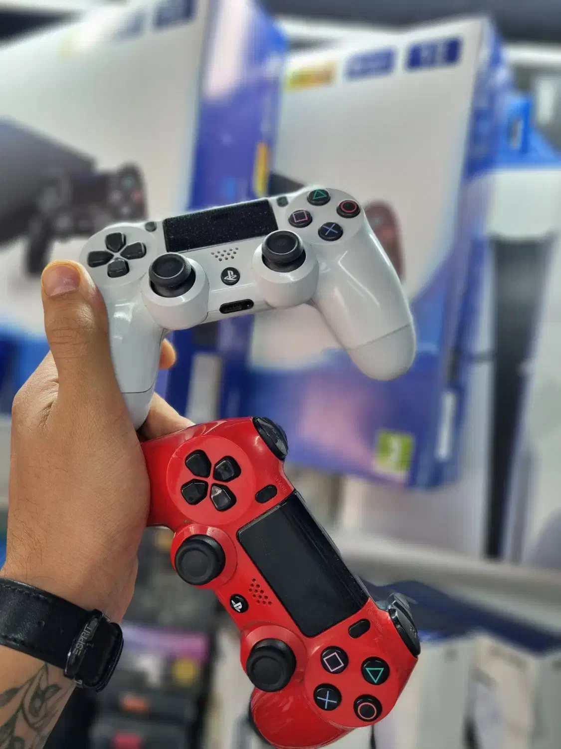 دسته پلی 4 اصلی ( ps4 ) دسته بازی|کنسول، بازی ویدئویی و آنلاین|خرمآباد, |دیوار