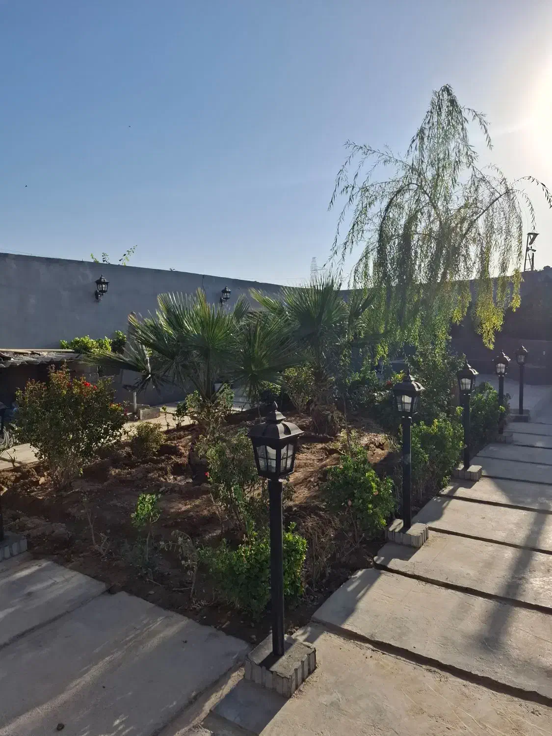 سرایداری و نگهبان خانواده|استخدام سرایداری و نظافت|شاهدشهر, |دیوار