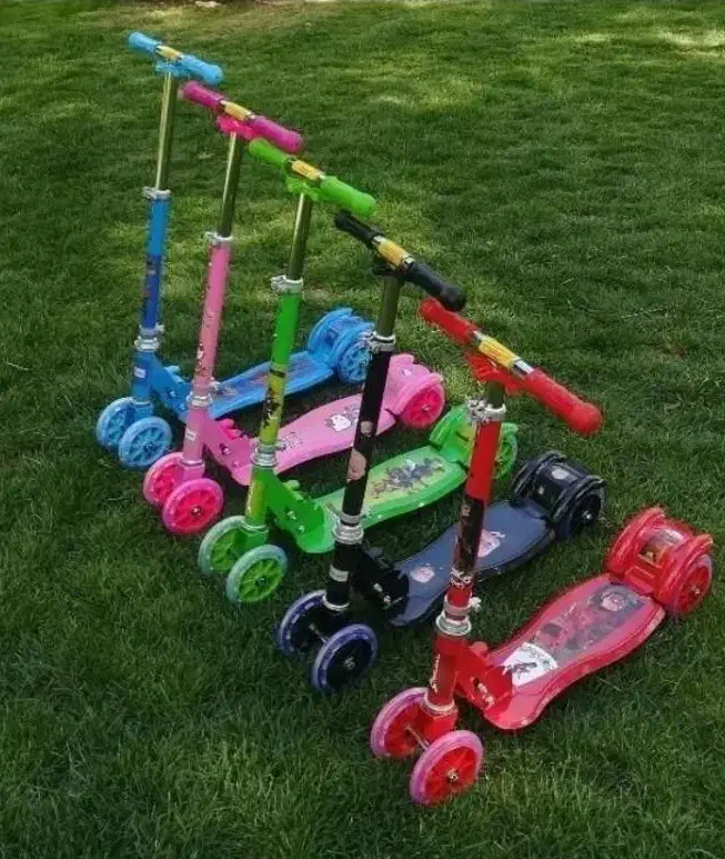 اسکوتر کودک ۳ چرخ ژله ای بدنه فلزی|دوچرخه، اسکیت، اسکوتر|اهواز, فاز ۲ پادادشهر|دیوار