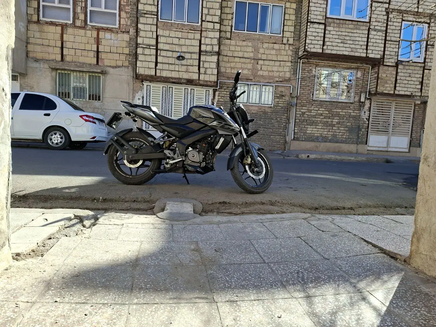 ns200 تمیز درحد|موتورسیکلت|قم, شاه ابراهیم|دیوار