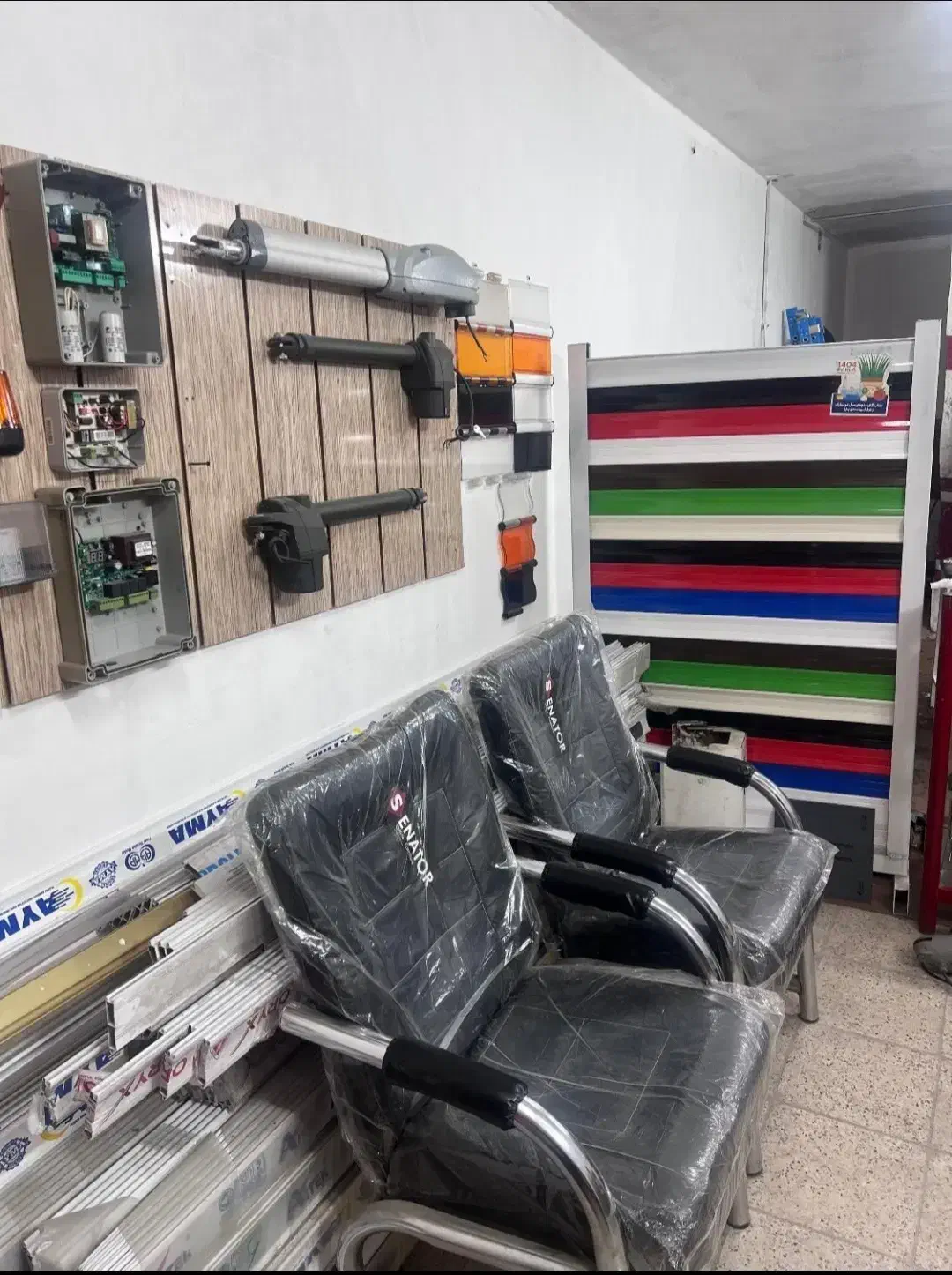 درب اتوماتیک سرویس و راه اندازی درب های برقی|خدمات پیشه و مهارت|شیراز, قدوسی غربی|دیوار