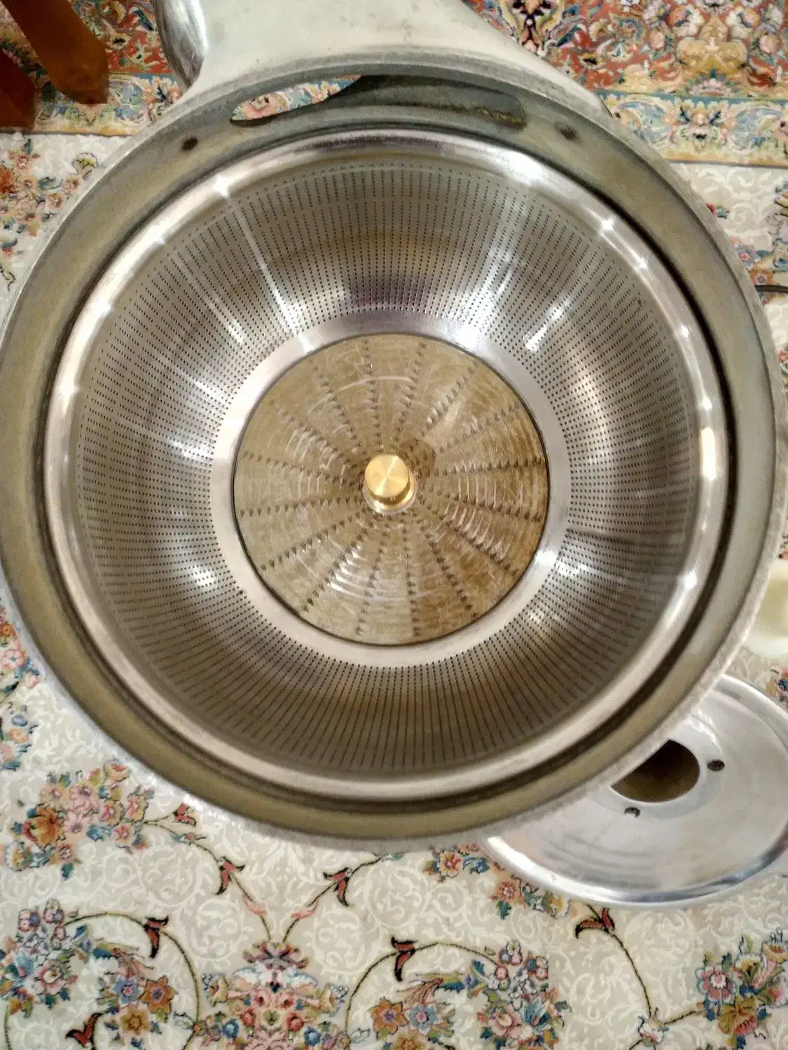 آب هویج گیری ۲ اسب صنعتی در حد|آبمیوه‌گیر و آب‌مرکبات‌گیر|رودهن, |دیوار