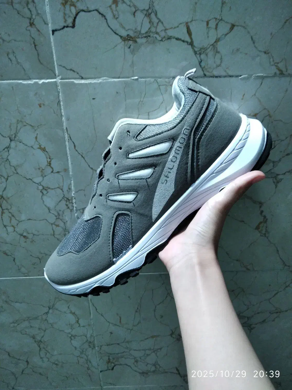 کفش عمده|کیف، کفش، کمربند|نجف‌آباد, کشاورز|دیوار