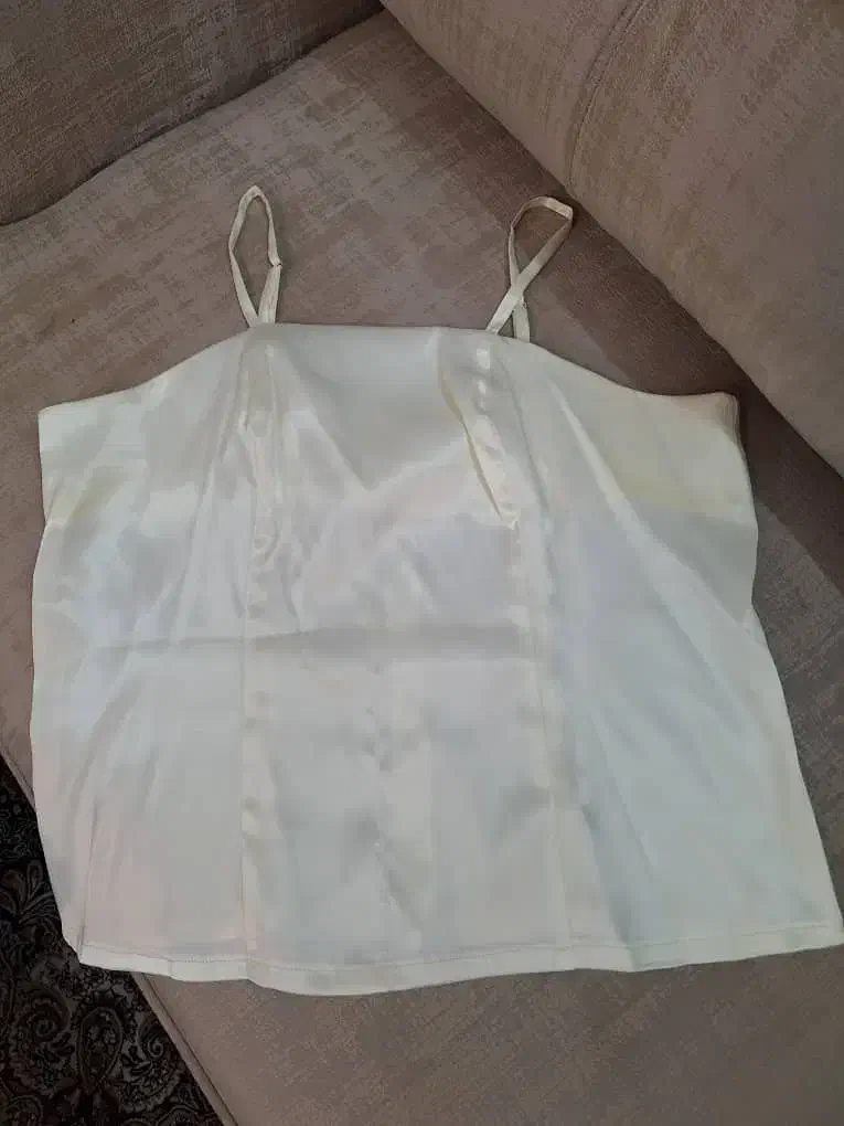 کت ودامن وتاپ|لباس|پرند, فاز ۲|دیوار