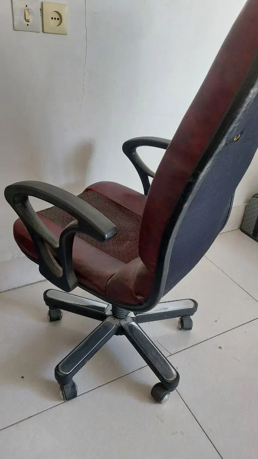 صندلی جک دار اداری|مبلمان اداری|اراک, |دیوار