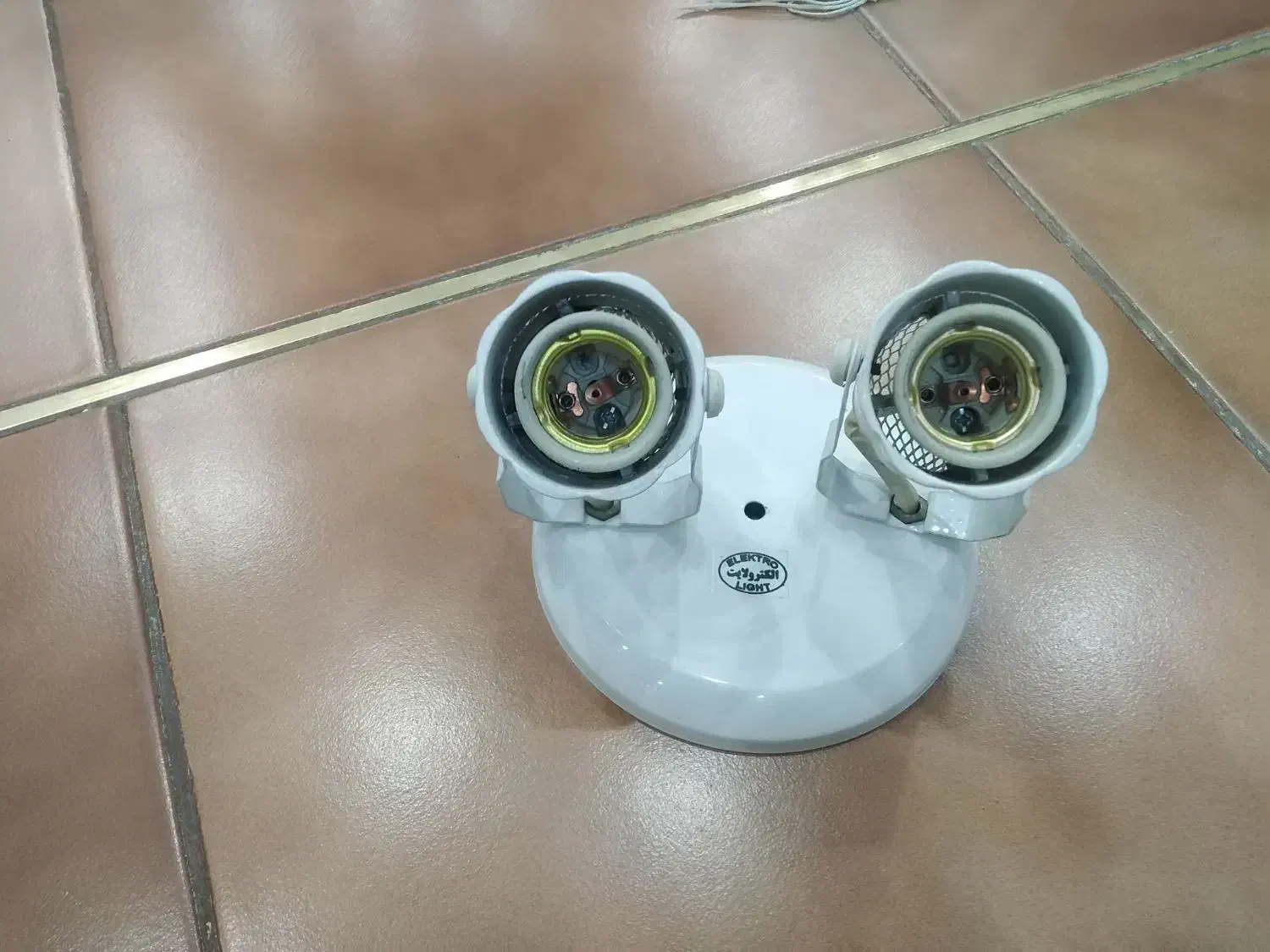 سرپیچ دو شعله سقفی|لامپ و چراغ|شهرکرد, |دیوار