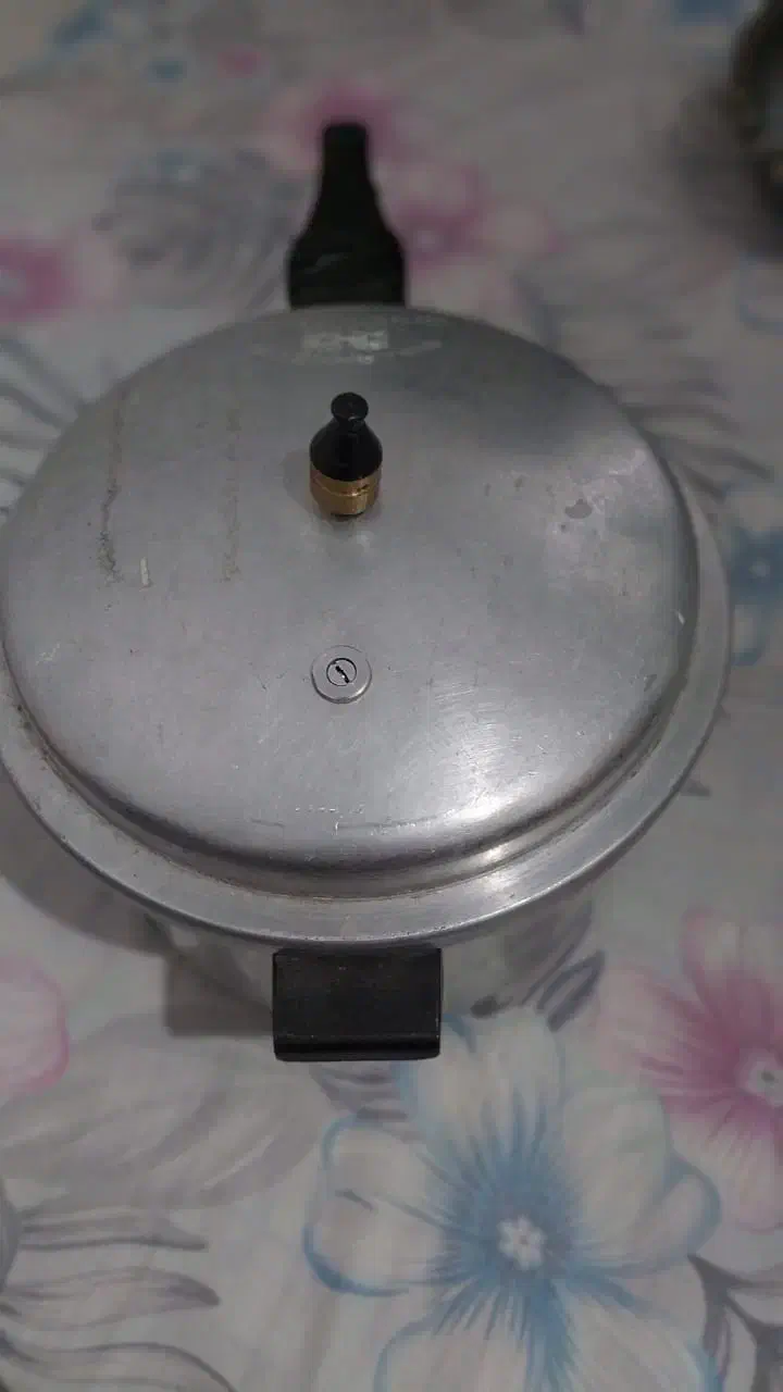 ظروف قدیمی سنگین مهر دار عتیقه|کلکسیون اشیاء عتیقه|تهران, قیطریه|دیوار