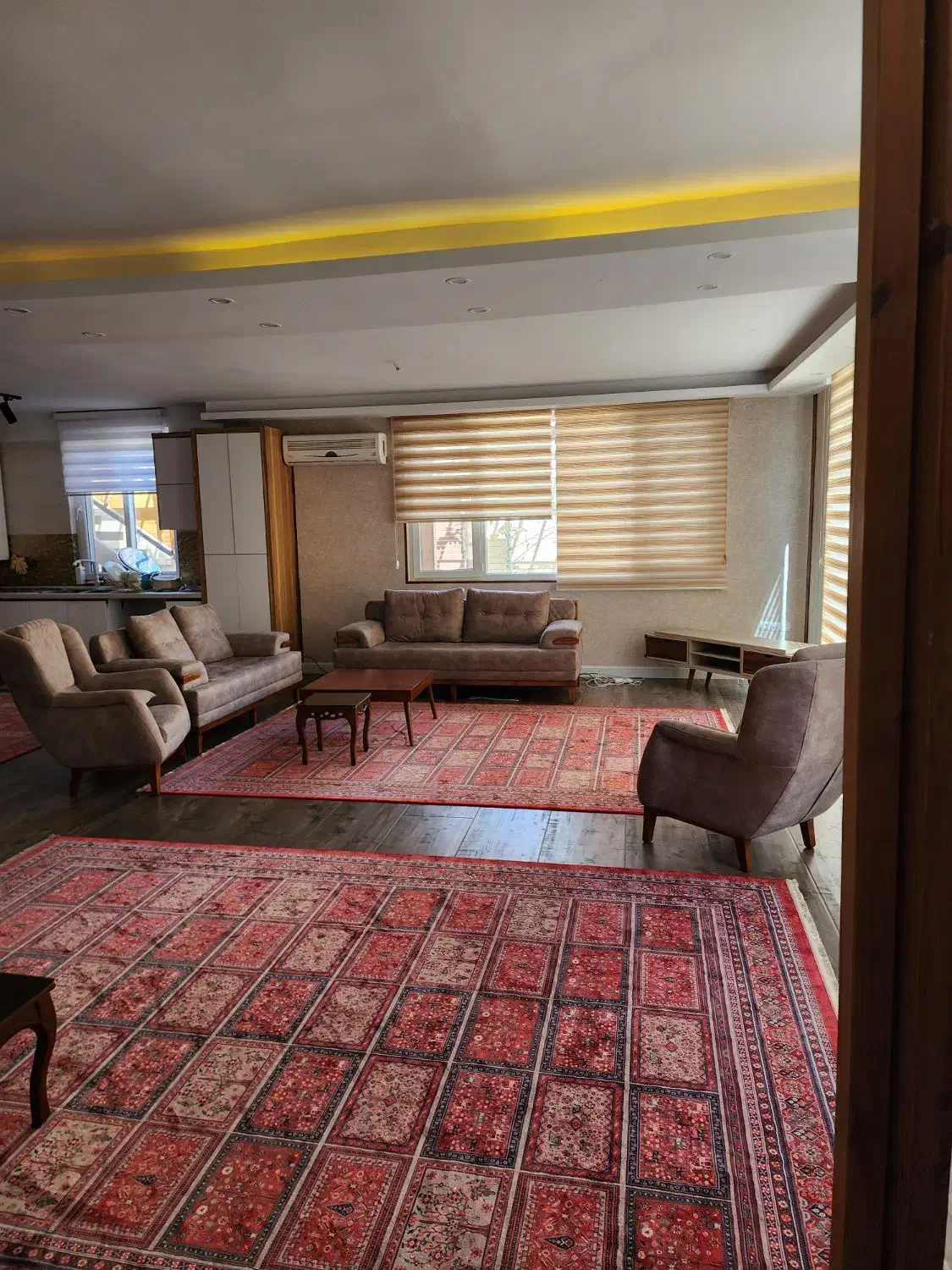 ویلا ۵۰۰ متر ۹۰ متر بنا دوخواب کردان کوهسار|فروش خانه و ویلا|کوهسار (البرز), |دیوار