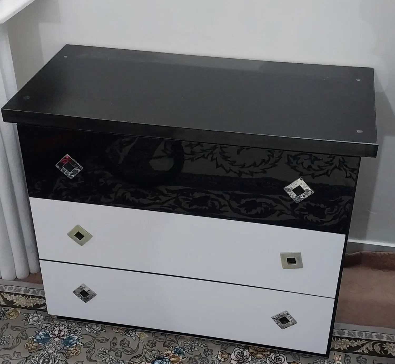 کمد (دراور )|جاکفشی، کمد، دراور|کرمانشاه, |دیوار