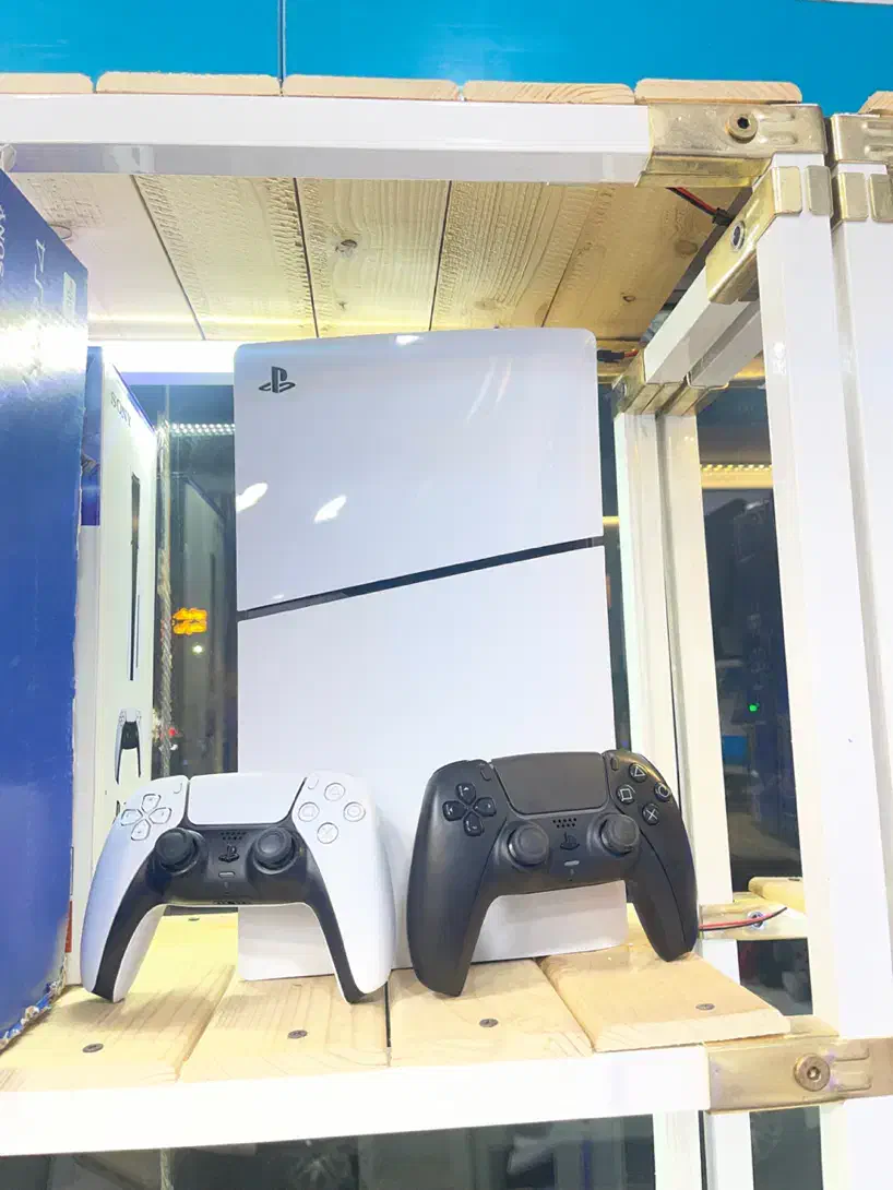 پی اس ۵ اسلیم‌ اروپا کپی خور|کنسول، بازی ویدئویی و آنلاین|قم, زنبیل آباد|دیوار