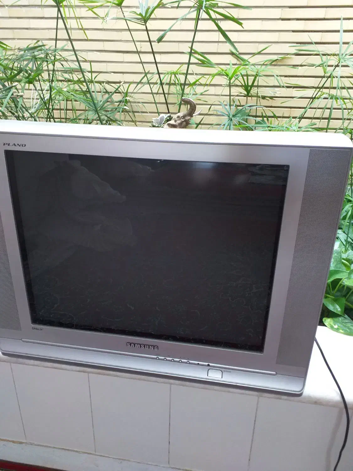 فروش تلویزیون|تلویزیون و پروژکتور|بروجن, |دیوار