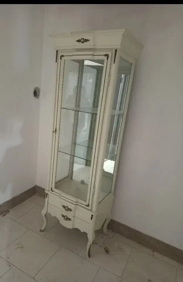 بوفه (گنجه)|بوفه، ویترین، کنسول|تربت جام, حافظ|دیوار