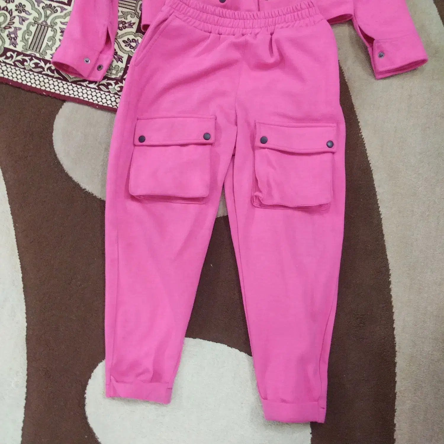 لباس|لباس|قم, انصار‌الحسین|دیوار