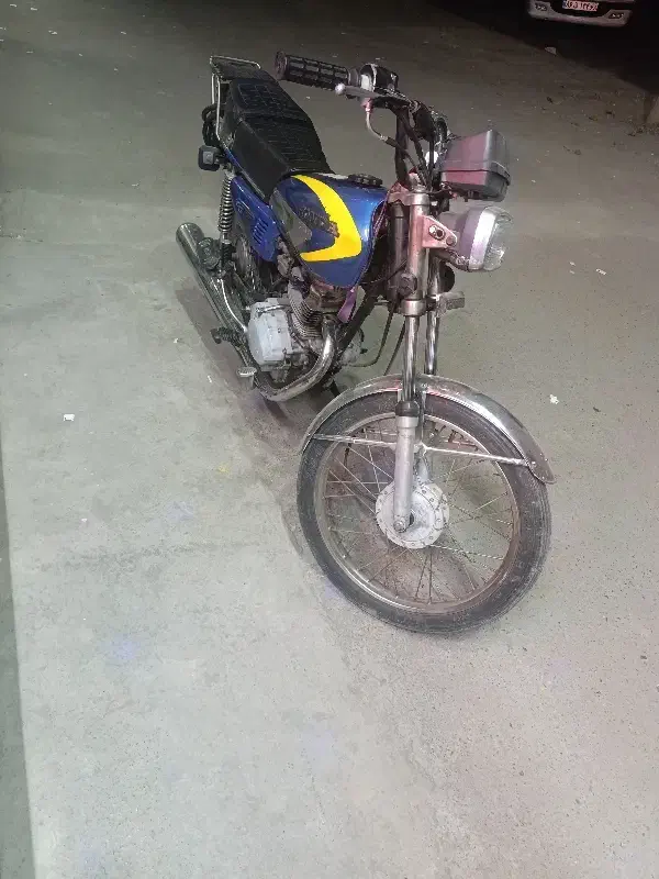 هندا ۱۲۵ پلاک قدیم|موتورسیکلت|ملارد, |دیوار