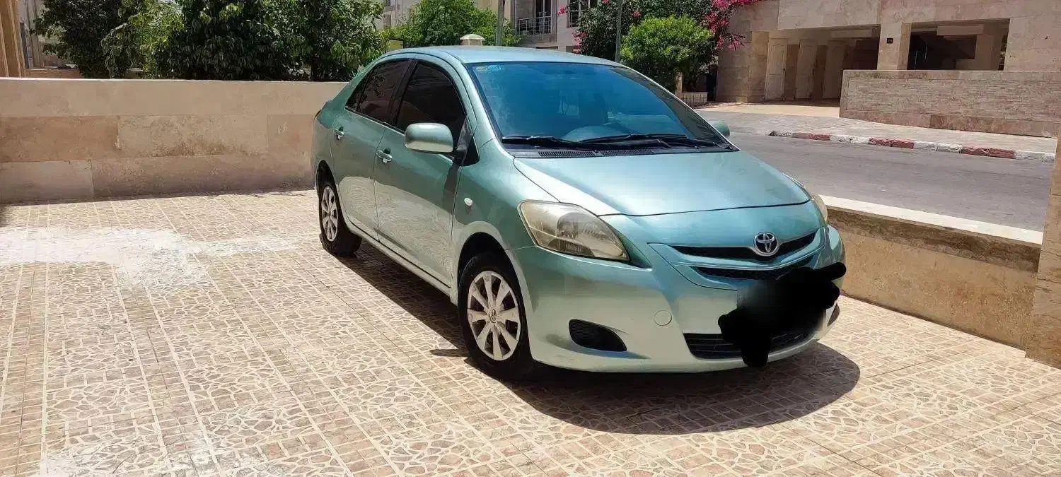 یاریس در حد و بدون رنگ و تمیز|خودرو سواری و وانت|کیش, |دیوار