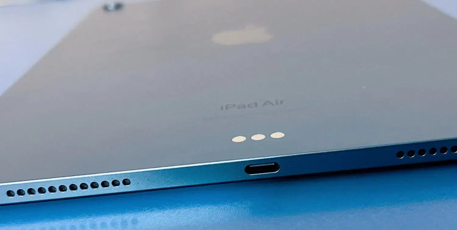 آیپد ایر ۵ در حد نو|تبلت|تهران, فلسطین (میدان انقلاب)|دیوار