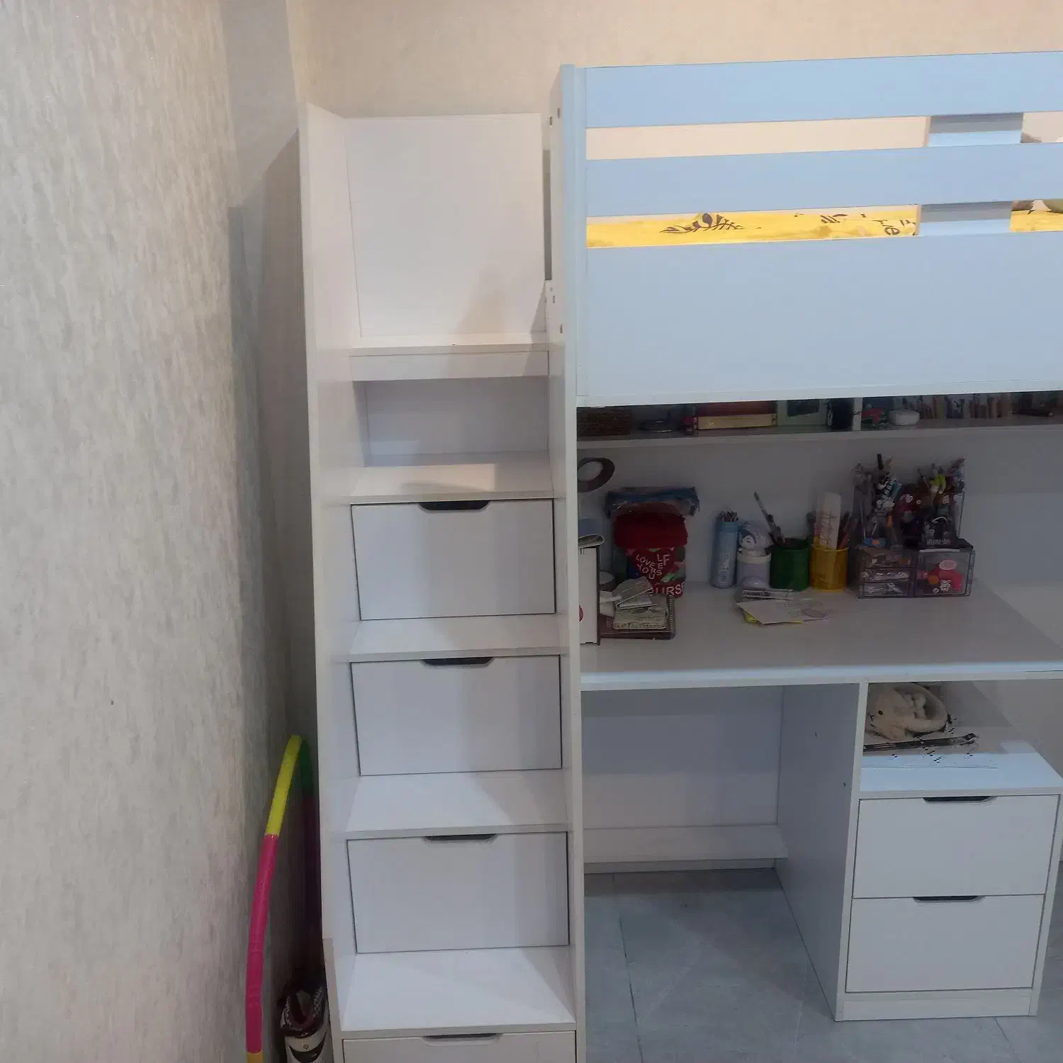 تخت دو طبقه با میز تحریر|تخت و سرویس خواب|زاهدان, |دیوار